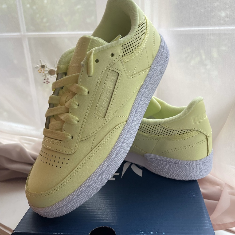 Reebok lime green sneakers